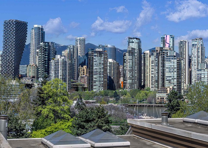 1261 7TH Avenue, Vancouver, BC V6H 1B7 |  Photo 1