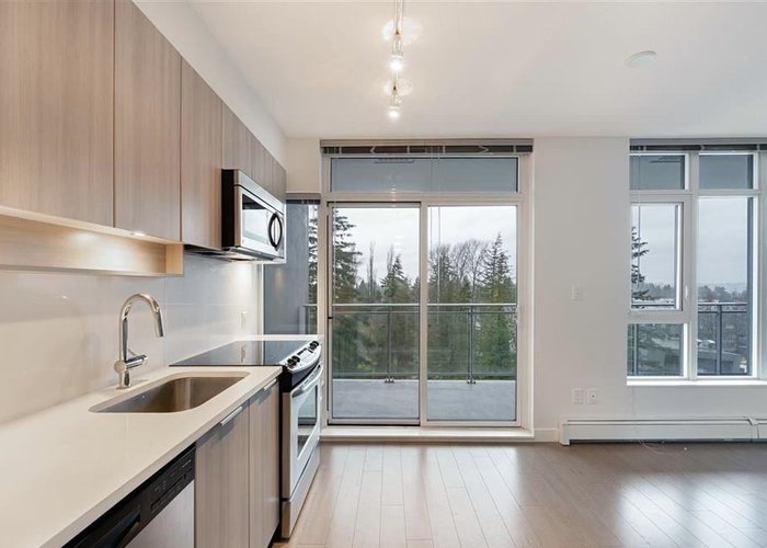 705 - 13308 Central Avenue, Surrey, BC V3T 0M4 |  Photo 3