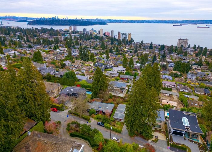 2338 Ottawa Avenue, West Vancouver, BC V7V 2S9 |  Photo 42
