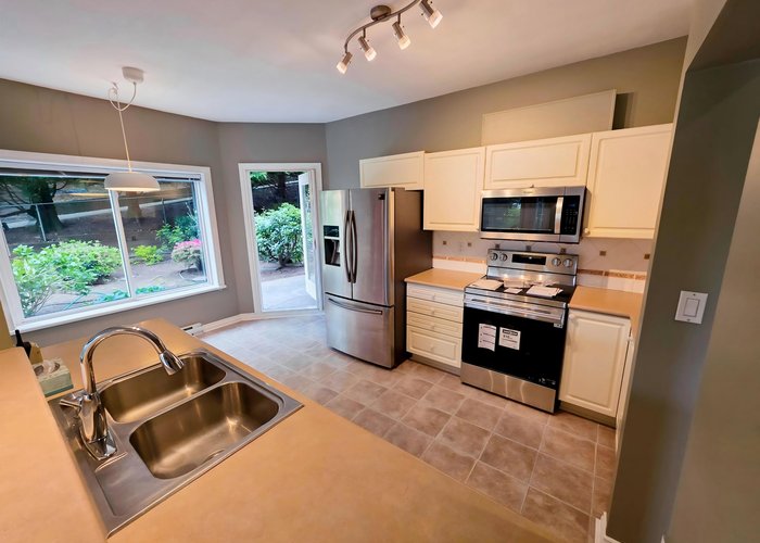 102 - 34101 Old Yale Road, Abbotsford, BC V2S 2K4 |  Photo 23