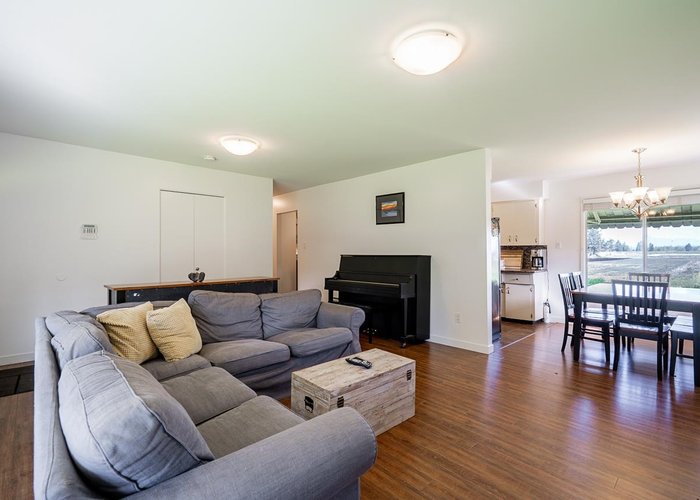 15675 40TH Avenue, Surrey, BC V3Z 1E6 |  Photo 54