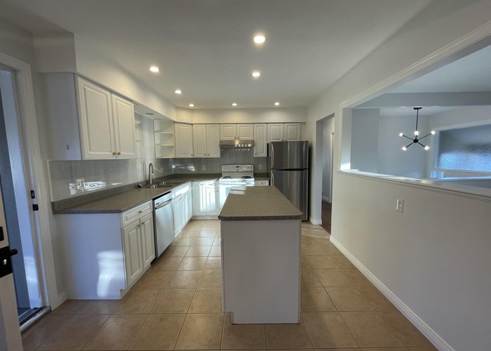 1570 Sperling Avenue, Burnaby, BC V5B 4J9 |  Photo 42