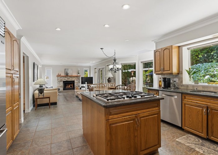 2465 Berton Place, North Vancouver, BC V7H 2W9 |  Photo 40