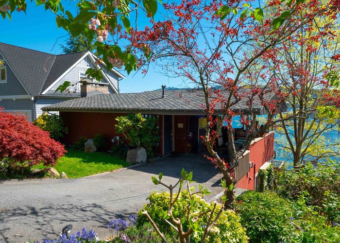 4455 Harris Place, North Vancouver, BC V7G 1E9 |  Photo 35
