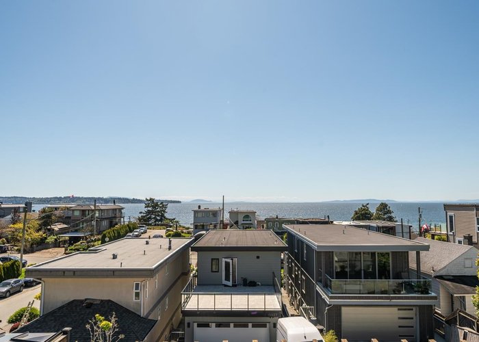 15556 Columbia Avenue, White Rock, BC V4B 1K4 |  Photo 57