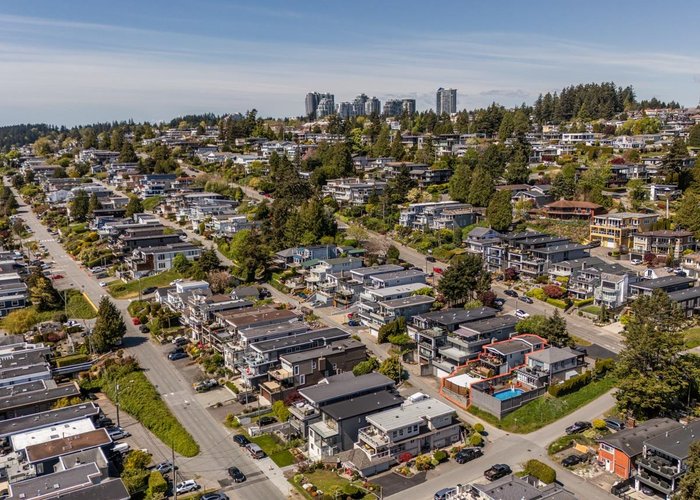 15556 Columbia Avenue, White Rock, BC V4B 1K4 |  Photo 69