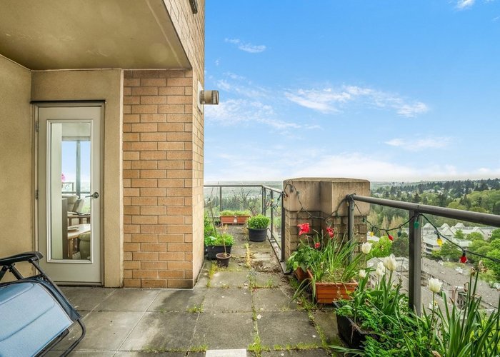 1502 - 7388 Sandborne Avenue, Burnaby, BC V3N 5C4 |  Photo 40