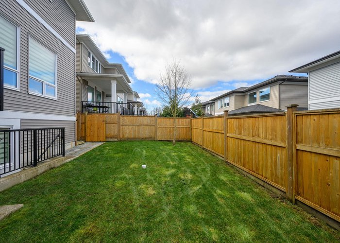 19655 74A Avenue, Langley, BC V2Y 3R8 |  Photo 72