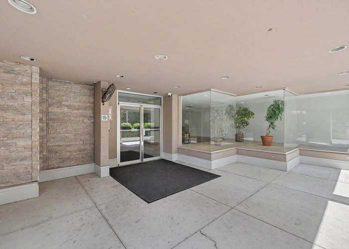 1701 - 14881 103A Avenue, Surrey, BC V3R 0M5 |  Photo 33