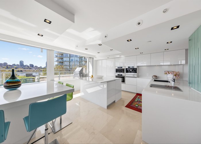 606 - 1288 Marinaside Crescent, Vancouver, BC V6Z 2W5 |  Photo 44