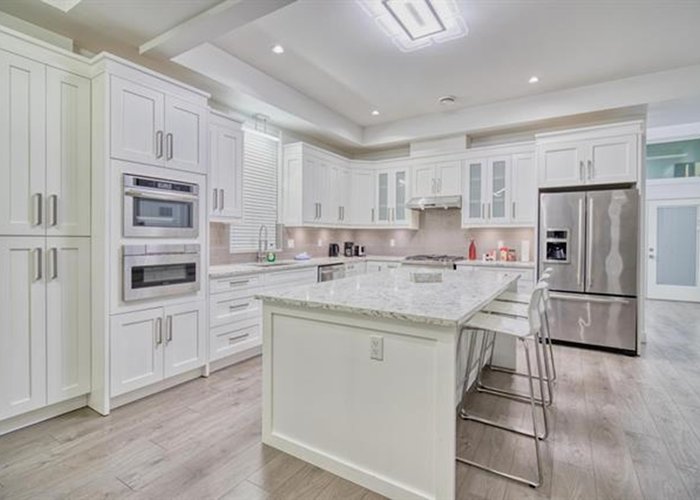 1892 King George Boulevard, Surrey, BC V4A 5A1 |  Photo 10