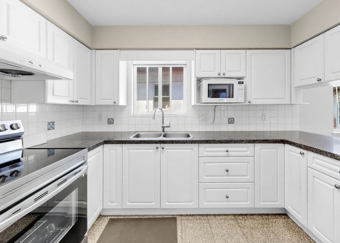 245 63RD Avenue, Vancouver, BC V5X 2H9 |  Photo 42