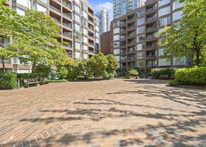 313 - 1330 Burrard Street, Vancouver, BC V6Z 2B8 |  Photo 36