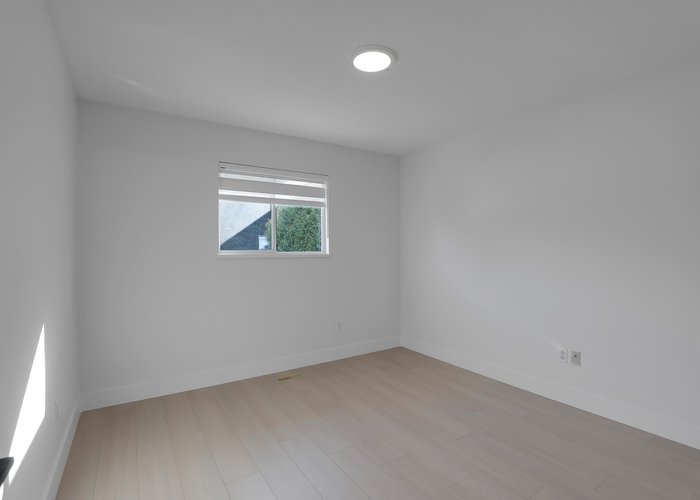 1876 King George Boulevard, Surrey, BC V4A 5A1 |  Photo 47