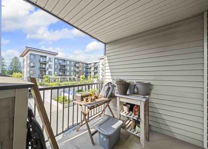 210 - 5438 198 Street, Langley, BC V3A 1G2 |  Photo 37
