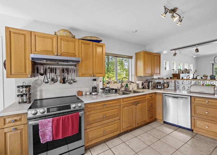 998 Fairway Drive, North Vancouver, BC V7G 1L8 |  Photo 53