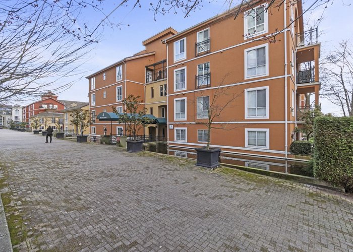 425 - 3 Rialto Court, New Westminster, BC V3M 6P2 |  Photo 45