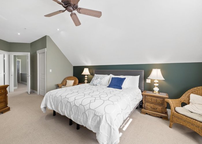 15556 Goggs Avenue, White Rock, BC V4B 2N6 |  Photo 57