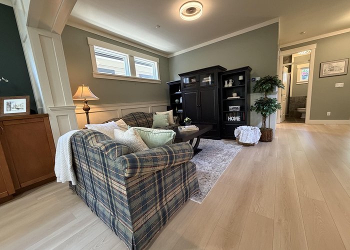 15556 Goggs Avenue, White Rock, BC V4B 2N6 |  Photo 43