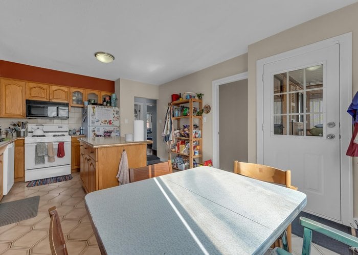 2576 Parker Street, Vancouver, BC V5K 2T3 |  Photo 36