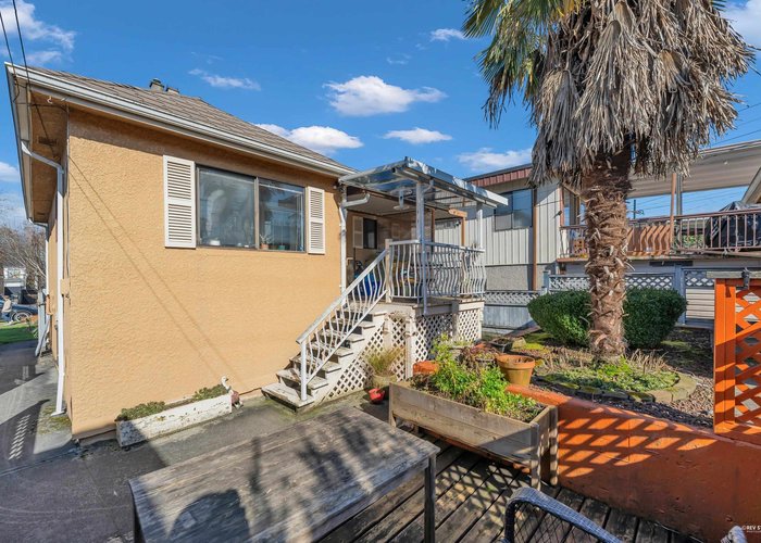 2576 Parker Street, Vancouver, BC V5K 2T3 |  Photo 51