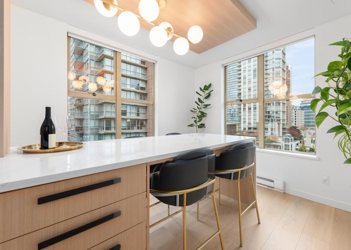 1203 - 969 Richards Street, Vancouver, BC V6B 1A8 |  Photo 32