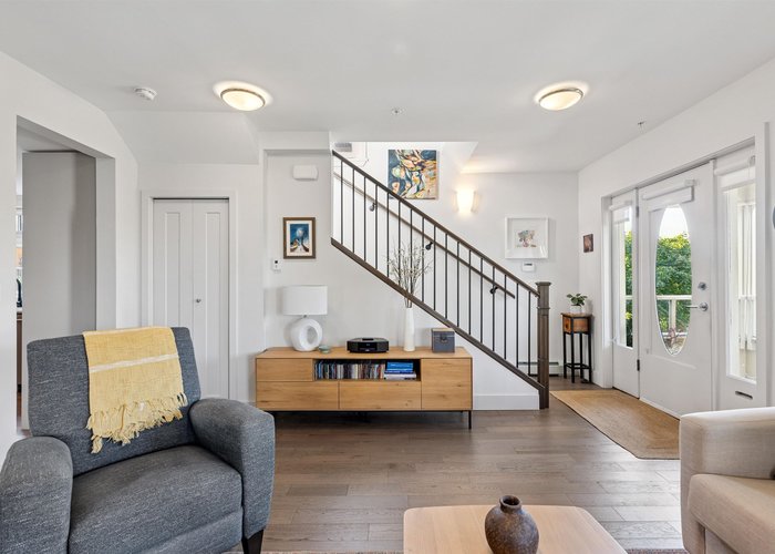 1 - 244 5TH Street, North Vancouver, BC V7L 1L7 |  Photo 49