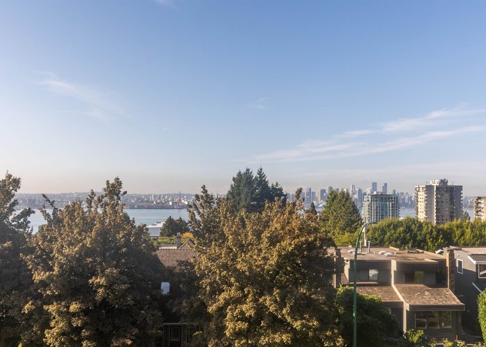 1 - 244 5TH Street, North Vancouver, BC V7L 1L7 |  Photo 38
