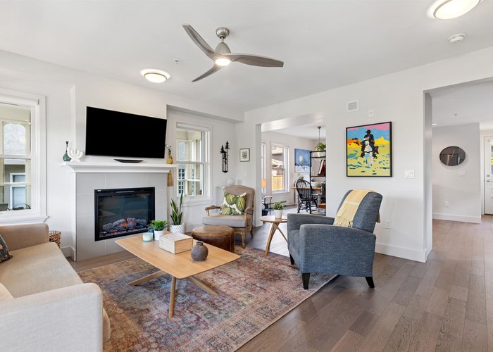 1 - 244 5TH Street, North Vancouver, BC V7L 1L7 |  Photo 40