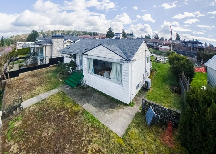 7016 Sierra Drive, Burnaby, BC V5A 1A5 |  Photo 30
