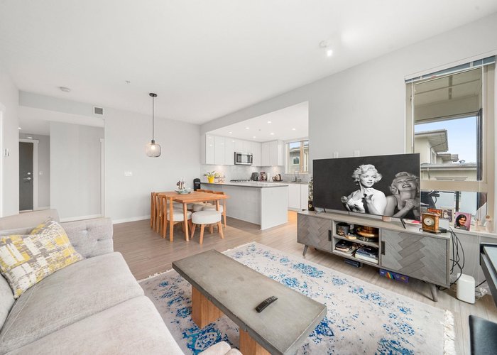 503 - 2632 Library Lane, North Vancouver, BC V7J 0B8 |  Photo 21