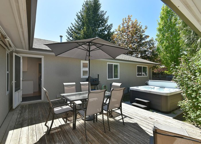 5784 Medusa Street, Sechelt, BC V7Z 0J8 |  Photo 43