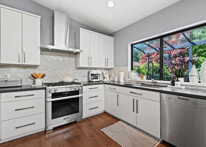 1098 Linnae Avenue, North Vancouver, BC V7R 1Z4 |  Photo 44