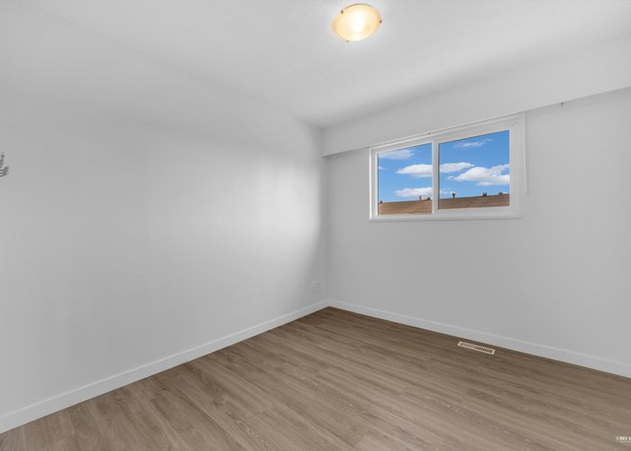 4249 4251 Barker Avenue, Burnaby, BC V5G 3C3 |  Photo 53