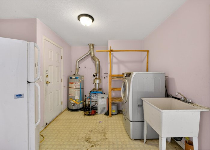 330 Wood Street, New Westminster, BC V3M 6P4 |  Photo 50