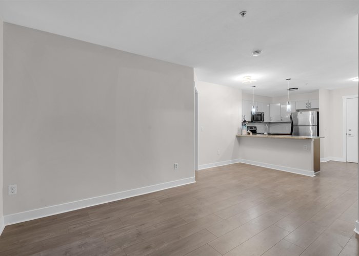 211 - 13555 Gateway Drive, Surrey, BC V3T 0B5 |  Photo 22