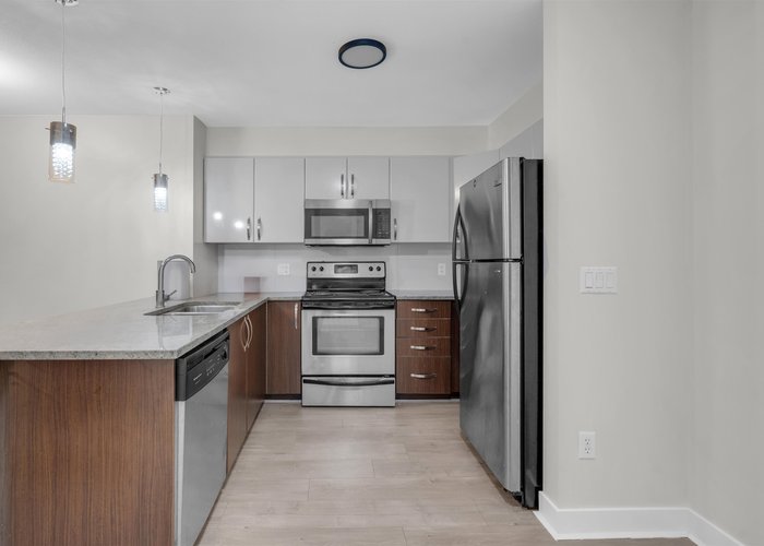 211 - 13555 Gateway Drive, Surrey, BC V3T 0B5 |  Photo 23