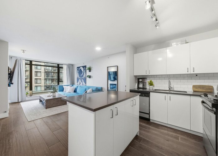 405 - 155 1ST Street, North Vancouver, BC V7M 3N8 |  Photo 1