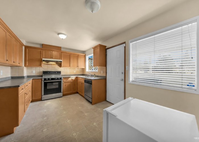 7790 Elliott Street, Vancouver, BC V5S 2N9 |  Photo 18