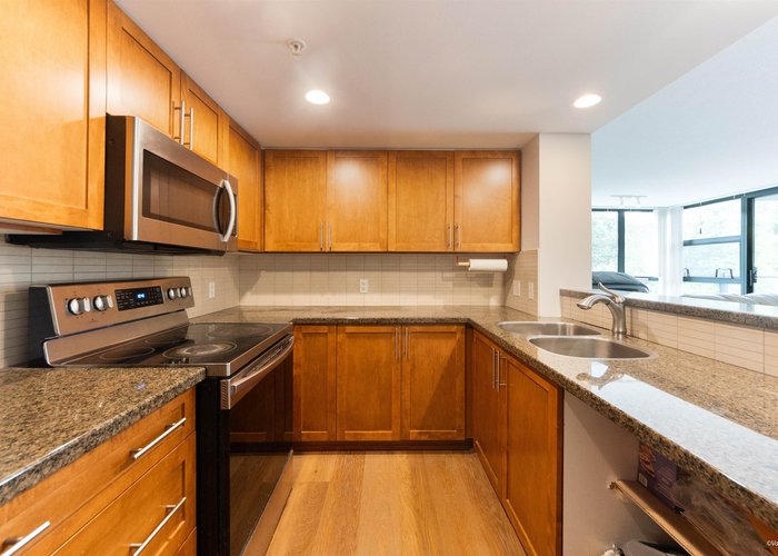 302 - 288 Ungless Way, Port Moody, BC V3H 0C9 |  Photo 26