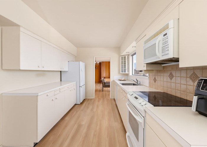 875 Eyremount Drive, West Vancouver, BC V7S 2B2 |  Photo 45