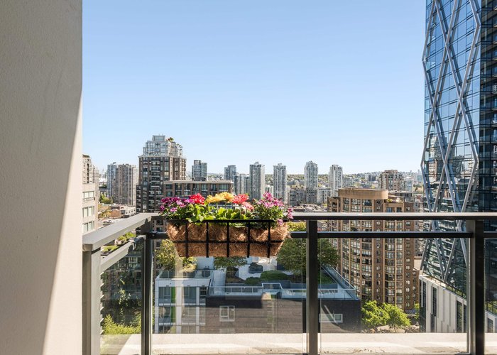 PH10 - 1082 Seymour Street, Vancouver, BC V6B 1X9 |  Photo 31