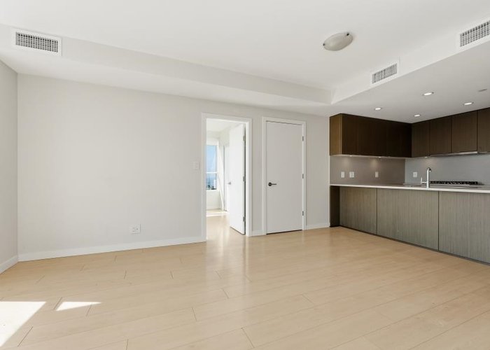 1702 - 125 14TH Street, North Vancouver, BC V7L 0E6 |  Photo 37