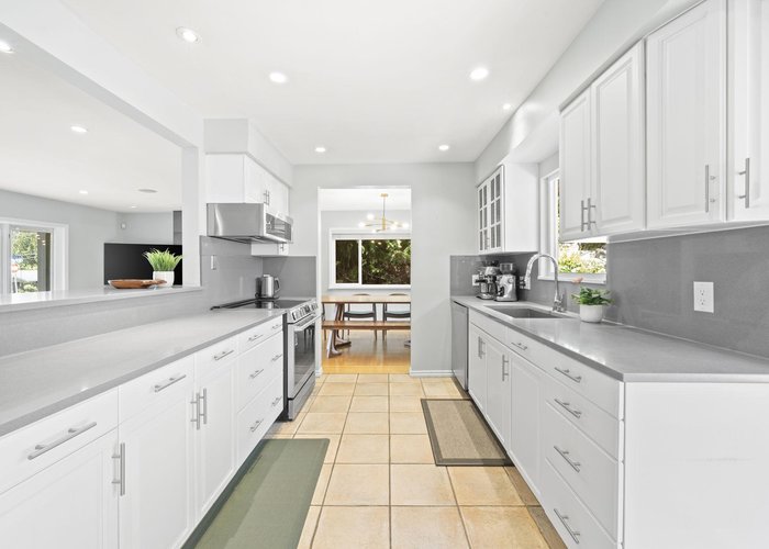 4792 Cedarcrest Avenue, North Vancouver, BC V7R 3R3 |  Photo 35