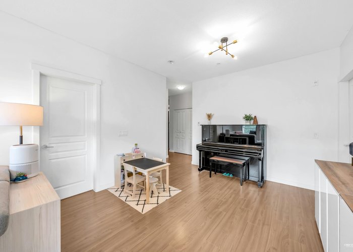 218 - 9388 Mckim Way, Richmond, BC V6X 0J7 |  Photo 33