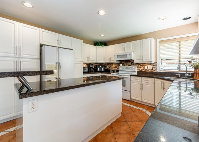 8588 141 Street, Surrey, BC V3W 3A9 |  Photo 48