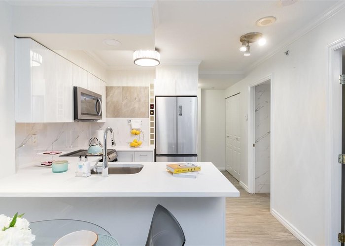 301 - 1189 Howe Street, Vancouver, BC V6Z 2X4 |  Photo 13