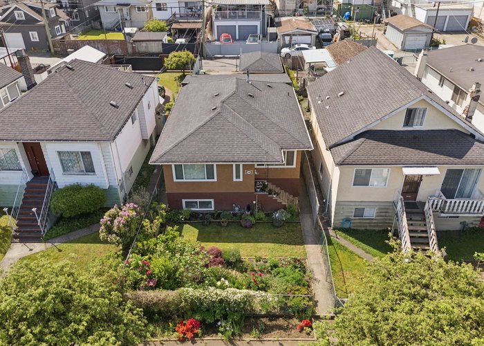 2248 Mannering Avenue, Vancouver, BC V5N 3C4 |  Photo 66