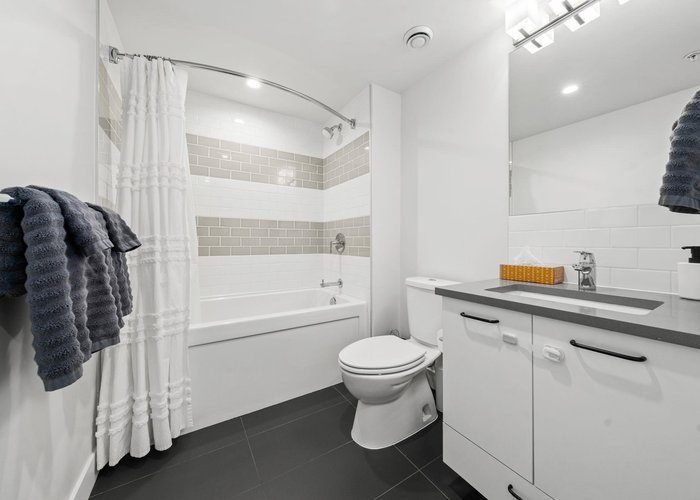 307 - 1519 Crown Street, North Vancouver, BC V7J 1G6 |  Photo 50