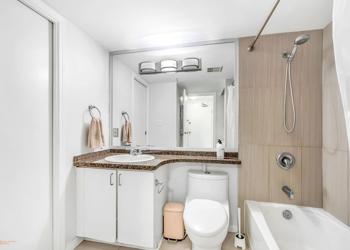 2010 - 438 Seymour Street, Vancouver, BC V6B 6H4 |  Photo 18
